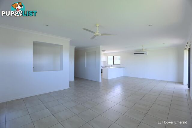 9 Calderwood Street EMERALD QLD 4720