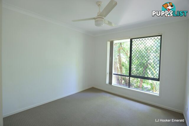 9 Calderwood Street EMERALD QLD 4720