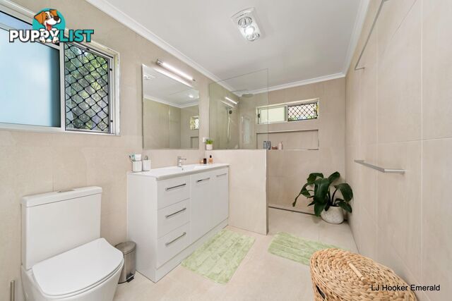 9 Quinn Street EMERALD QLD 4720