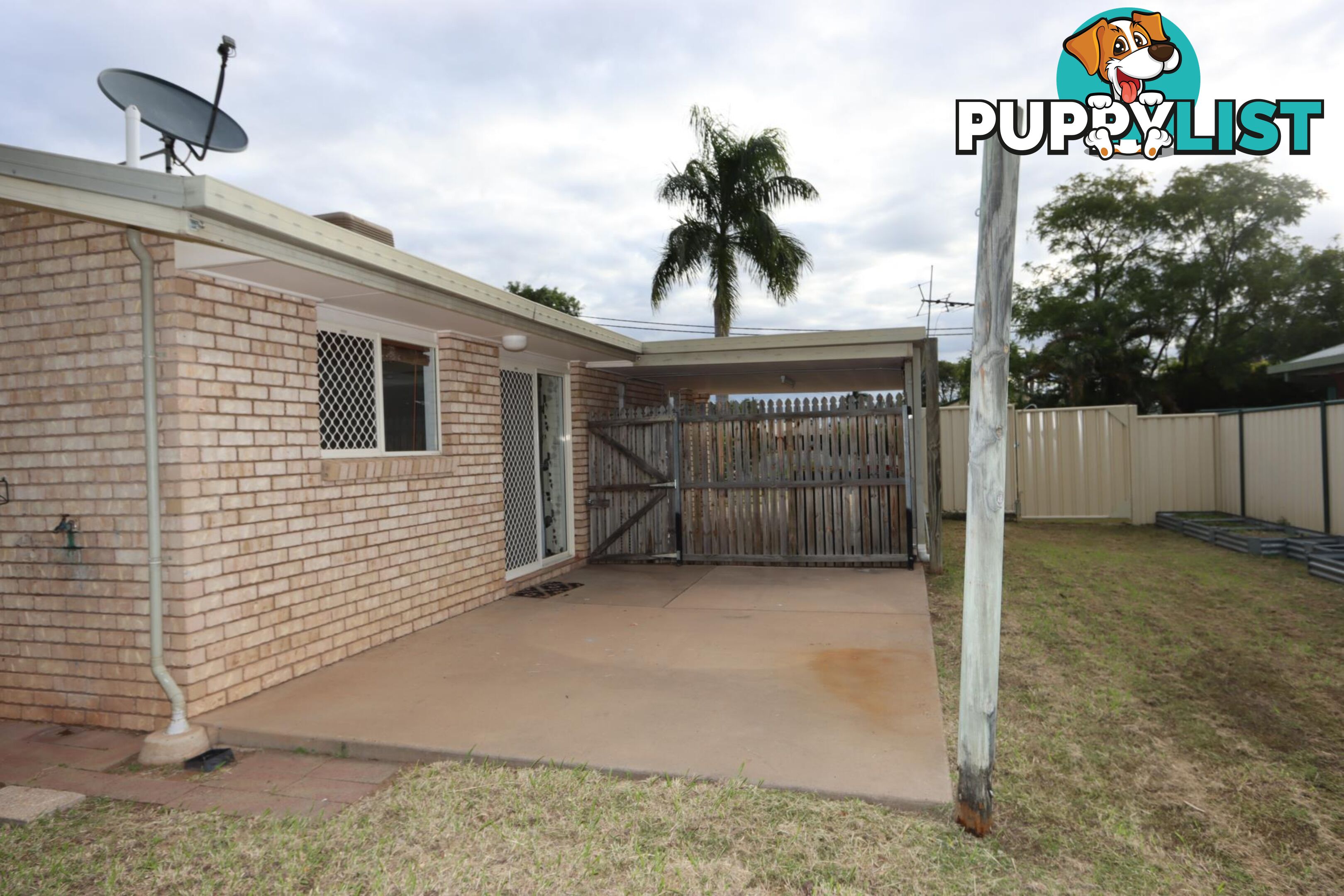 75 Staal Crescent EMERALD QLD 4720