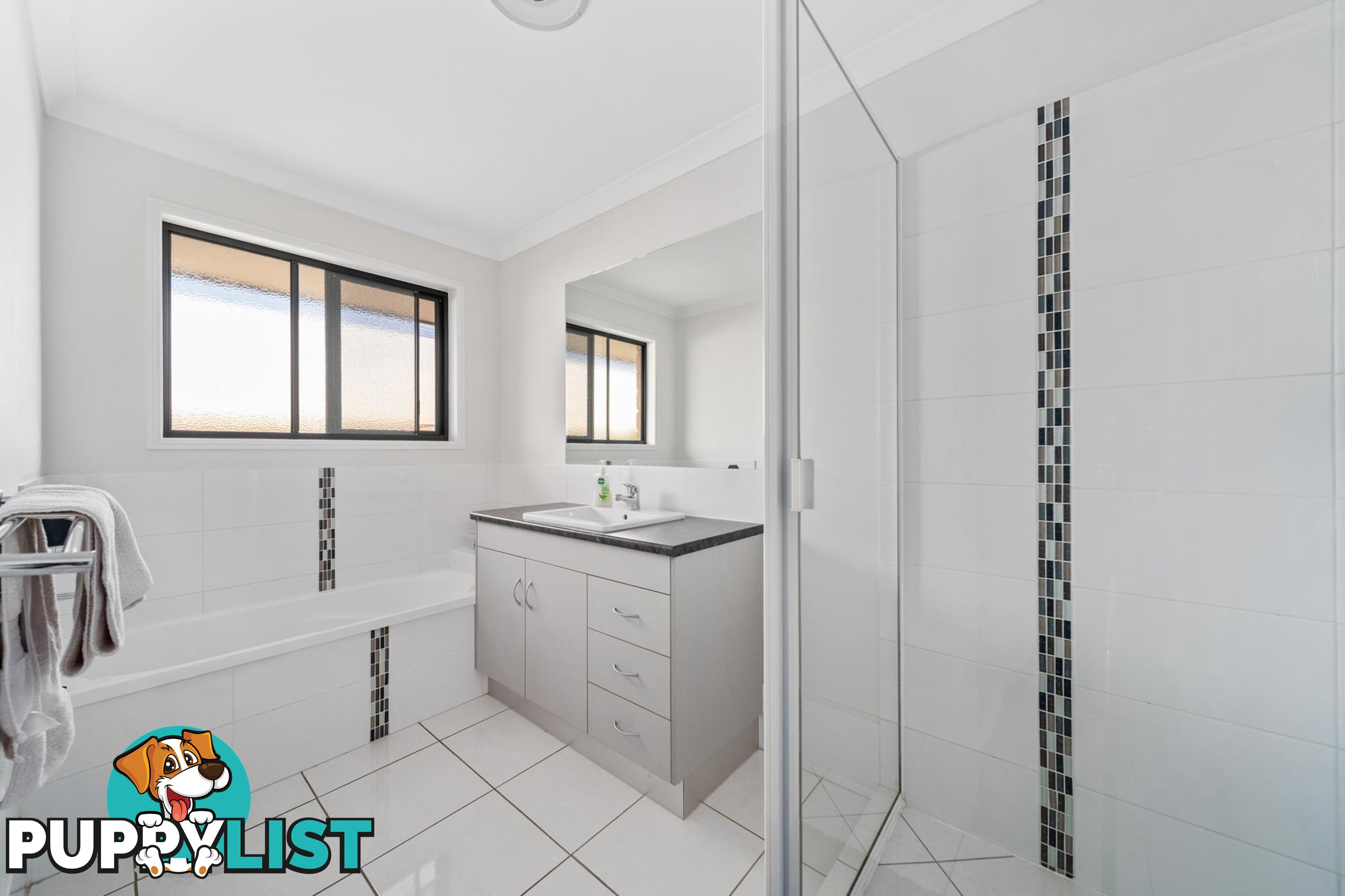 9 Sewell Street EMERALD QLD 4720