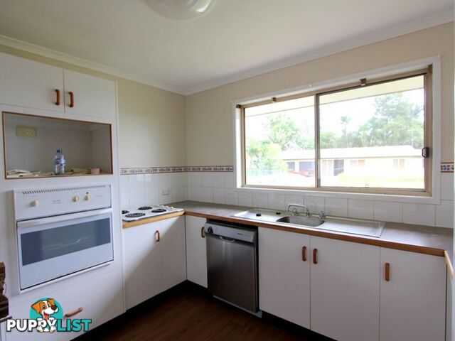 1/1 Buchholz Place EMERALD QLD 4720