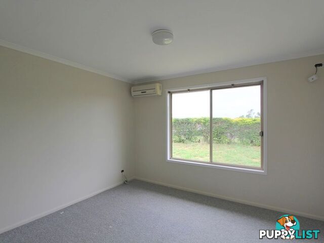 1/1 Buchholz Place EMERALD QLD 4720