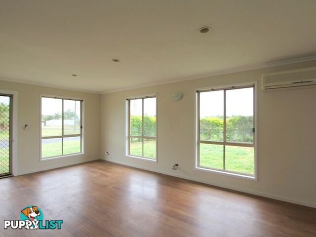 1/1 Buchholz Place EMERALD QLD 4720
