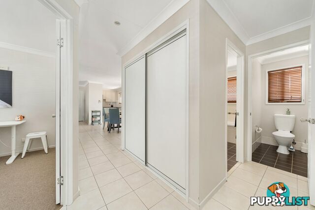 2/23 Desgrand Street EMERALD QLD 4720