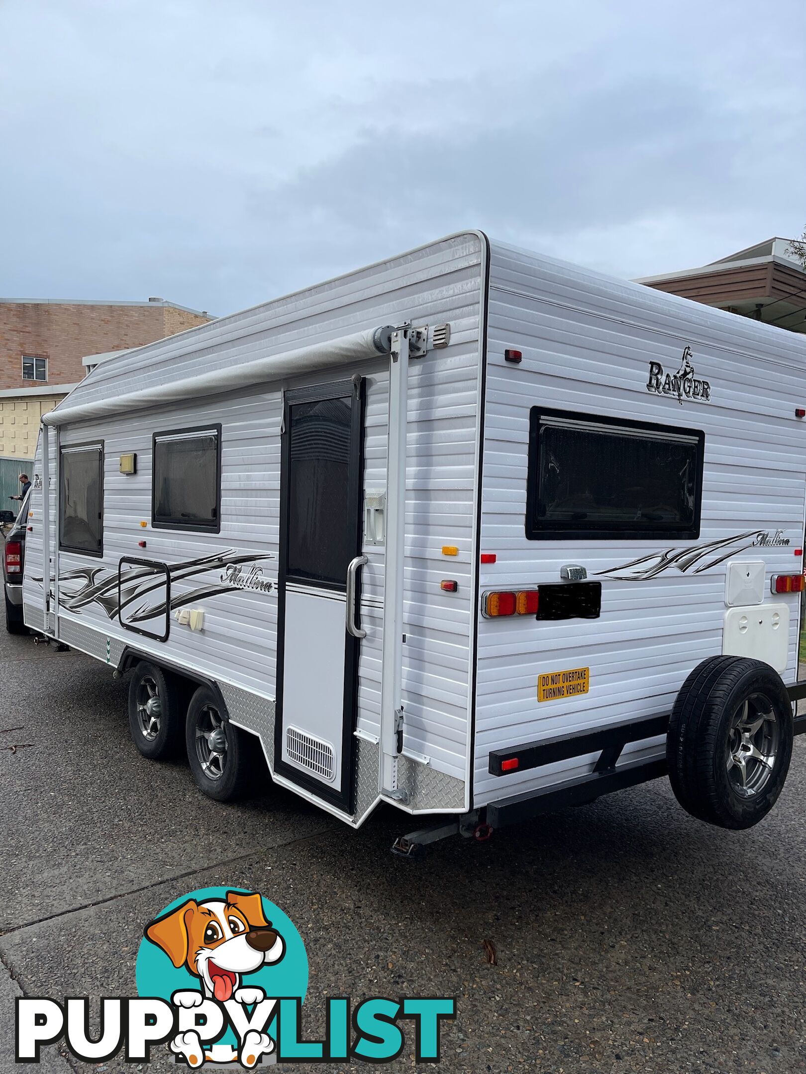 2012 twin single bed Ranger Mallina