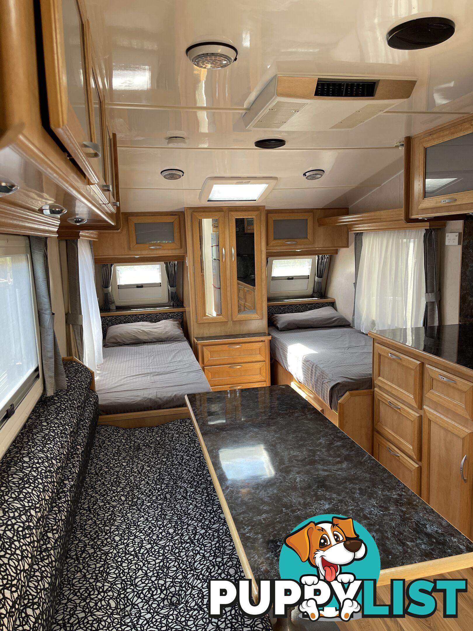 2012 twin single bed Ranger Mallina