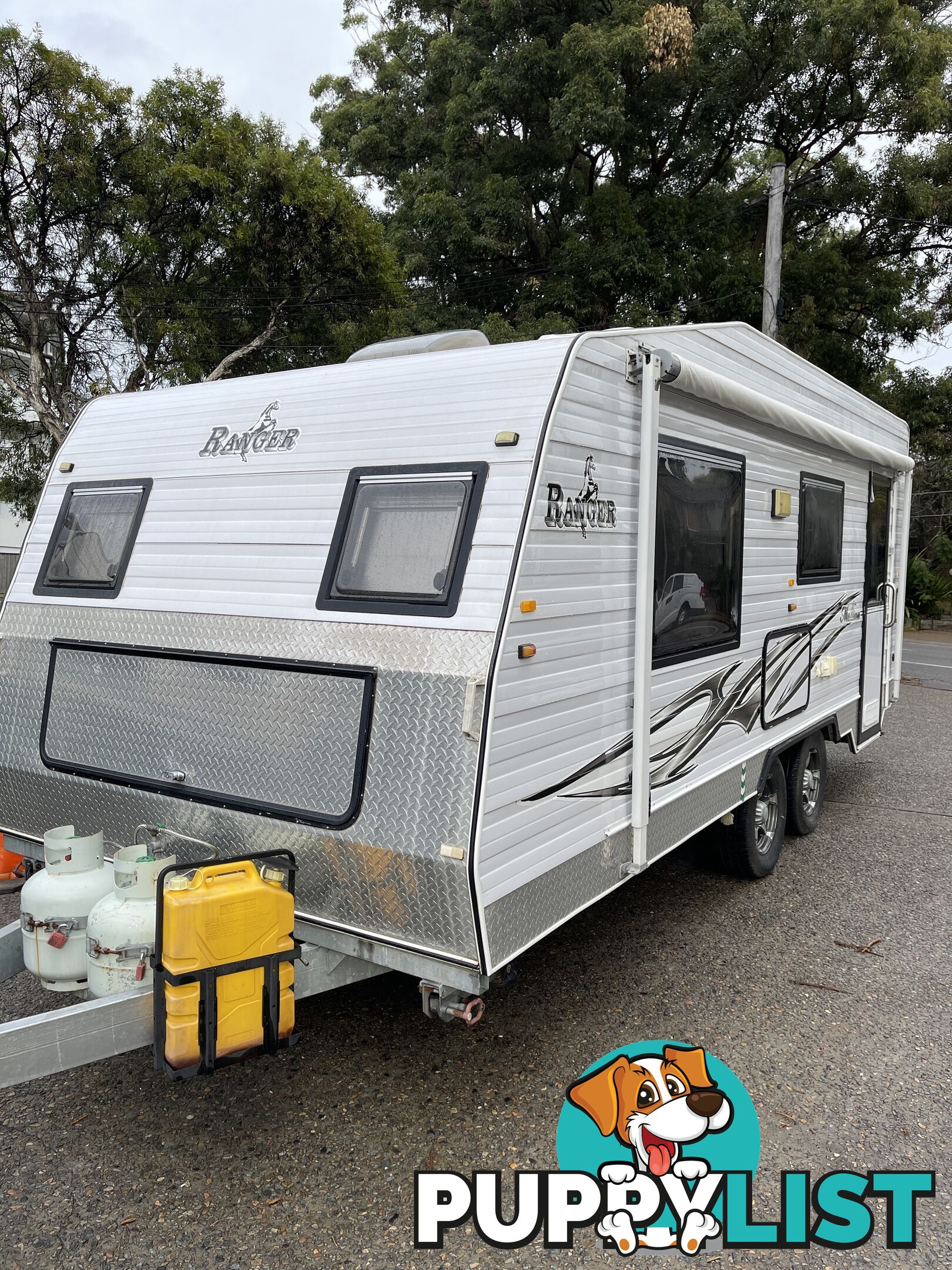 2012 twin single bed Ranger Mallina