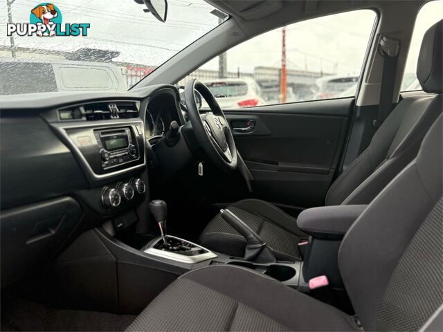 2013 TOYOTA COROLLA ASCENT ZRE182R 5D HATCHBACK