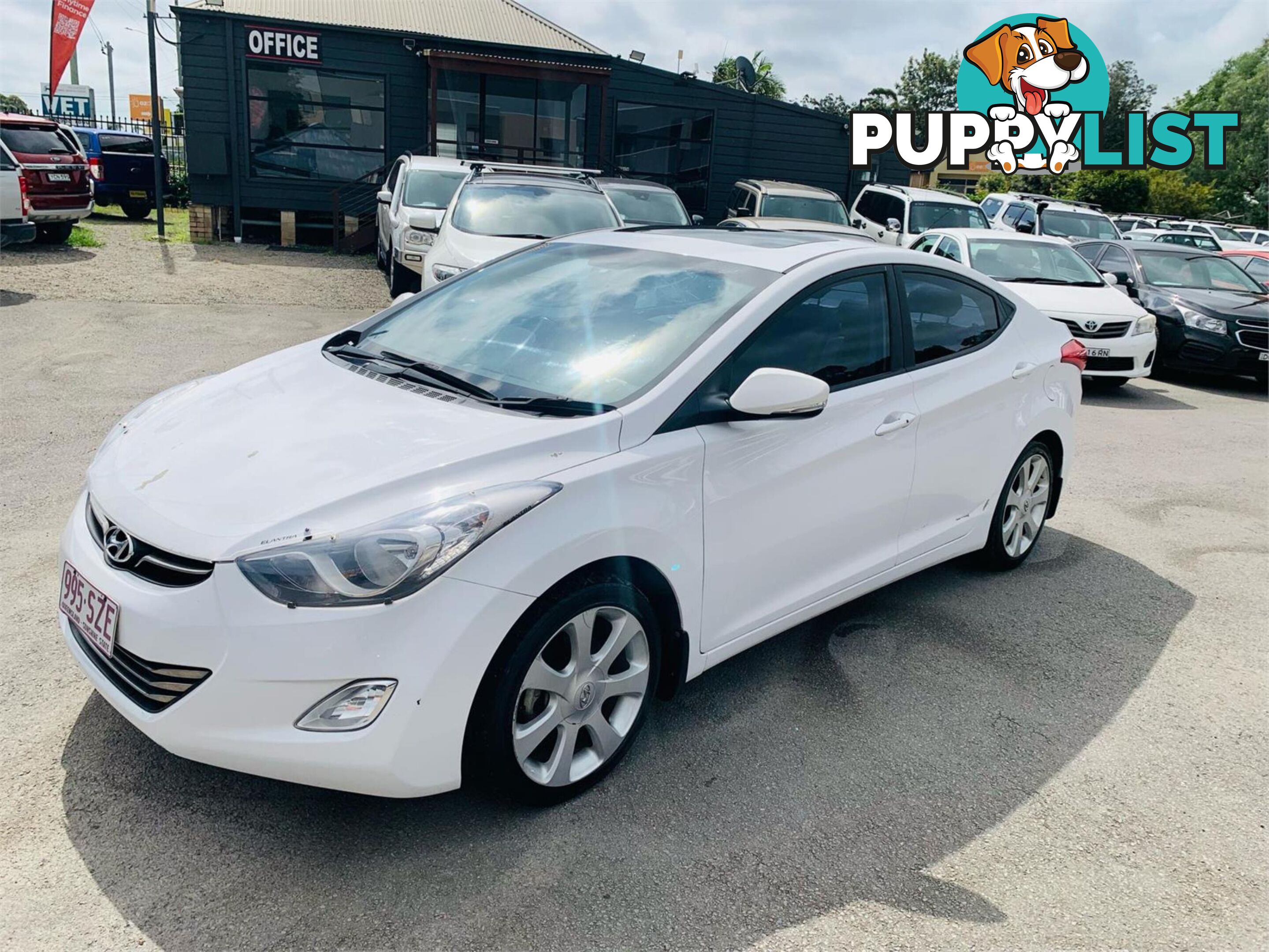 2013 HYUNDAI ELANTRA PREMIUM MD2 4D SEDAN