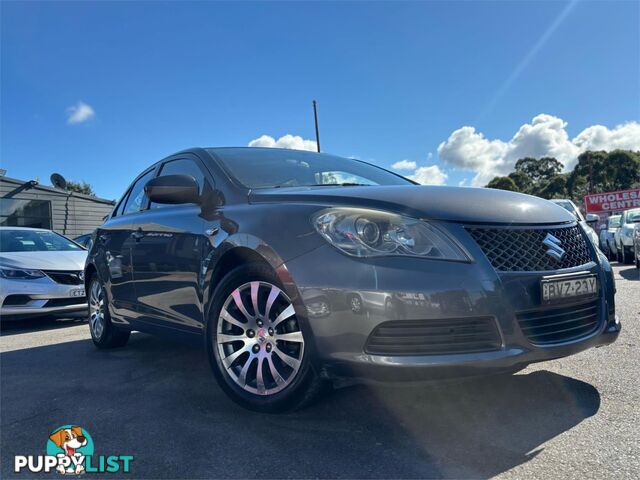 2010 SUZUKI KIZASHI XL FR 4D SEDAN