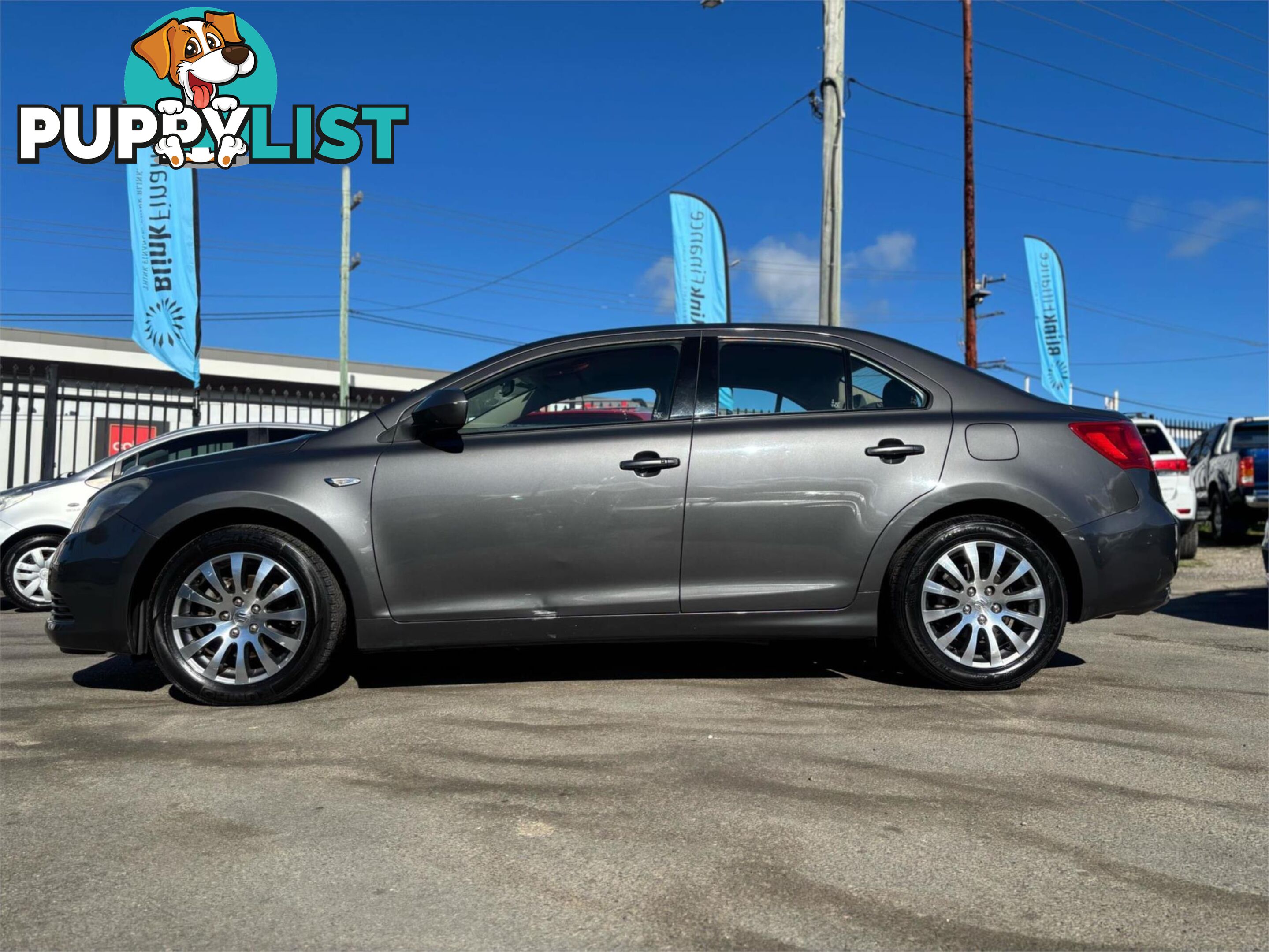 2010 SUZUKI KIZASHI XL FR 4D SEDAN
