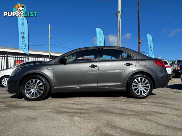 2010 SUZUKI KIZASHI XL FR 4D SEDAN