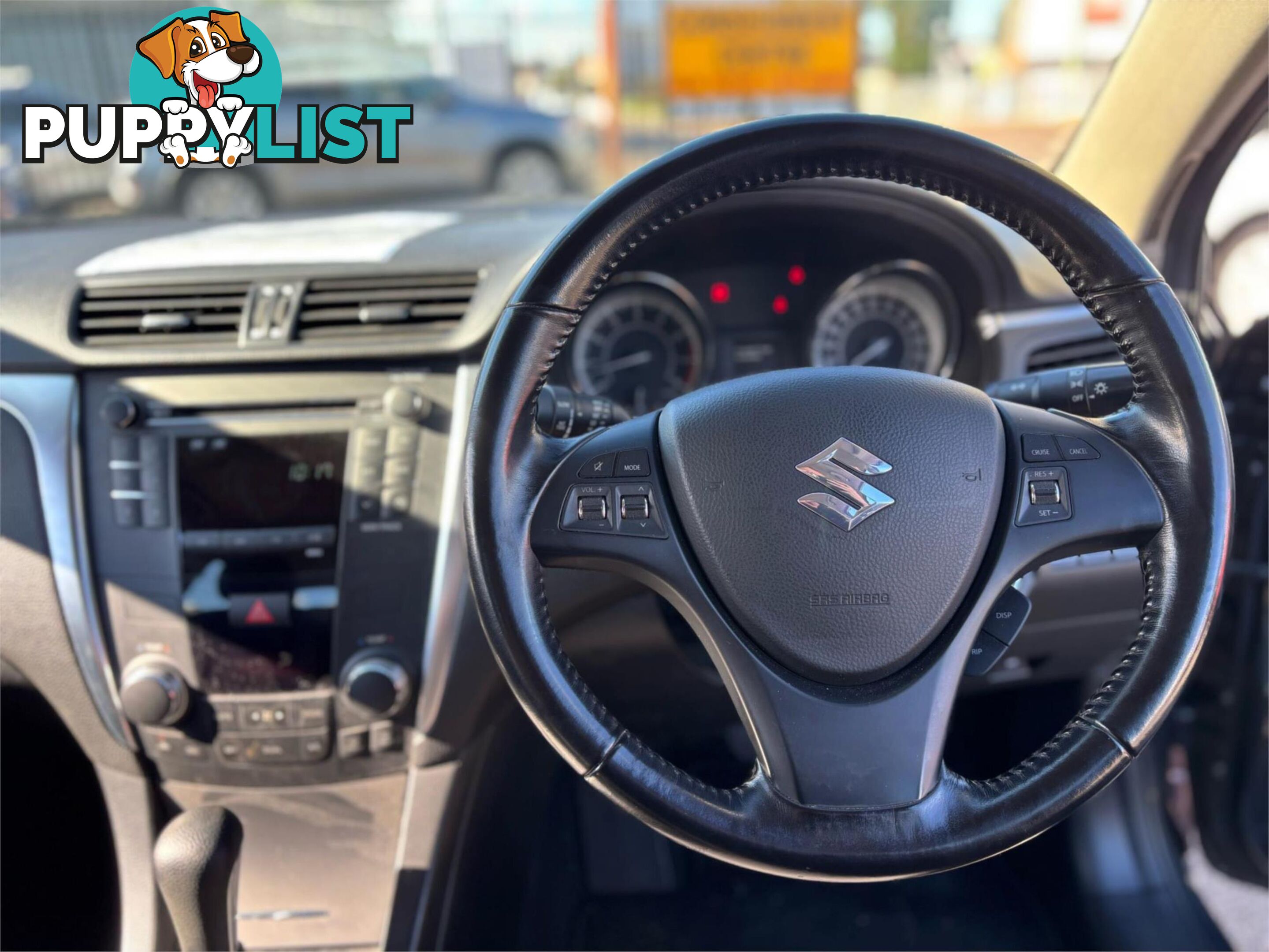 2010 SUZUKI KIZASHI XL FR 4D SEDAN