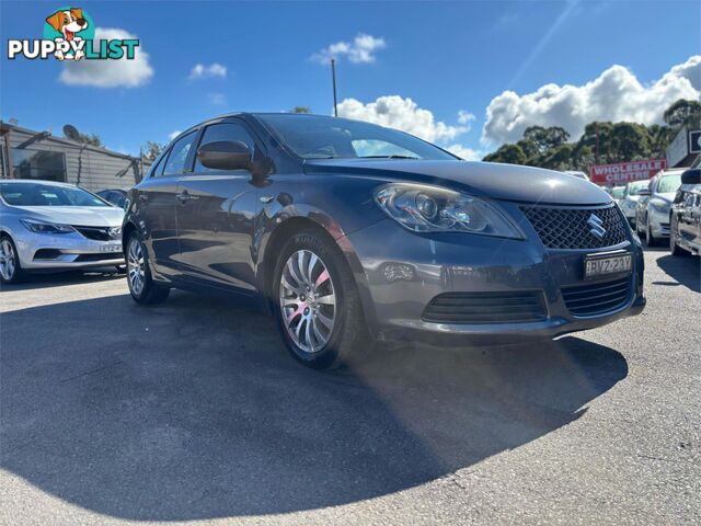 2010 SUZUKI KIZASHI XL FR 4D SEDAN
