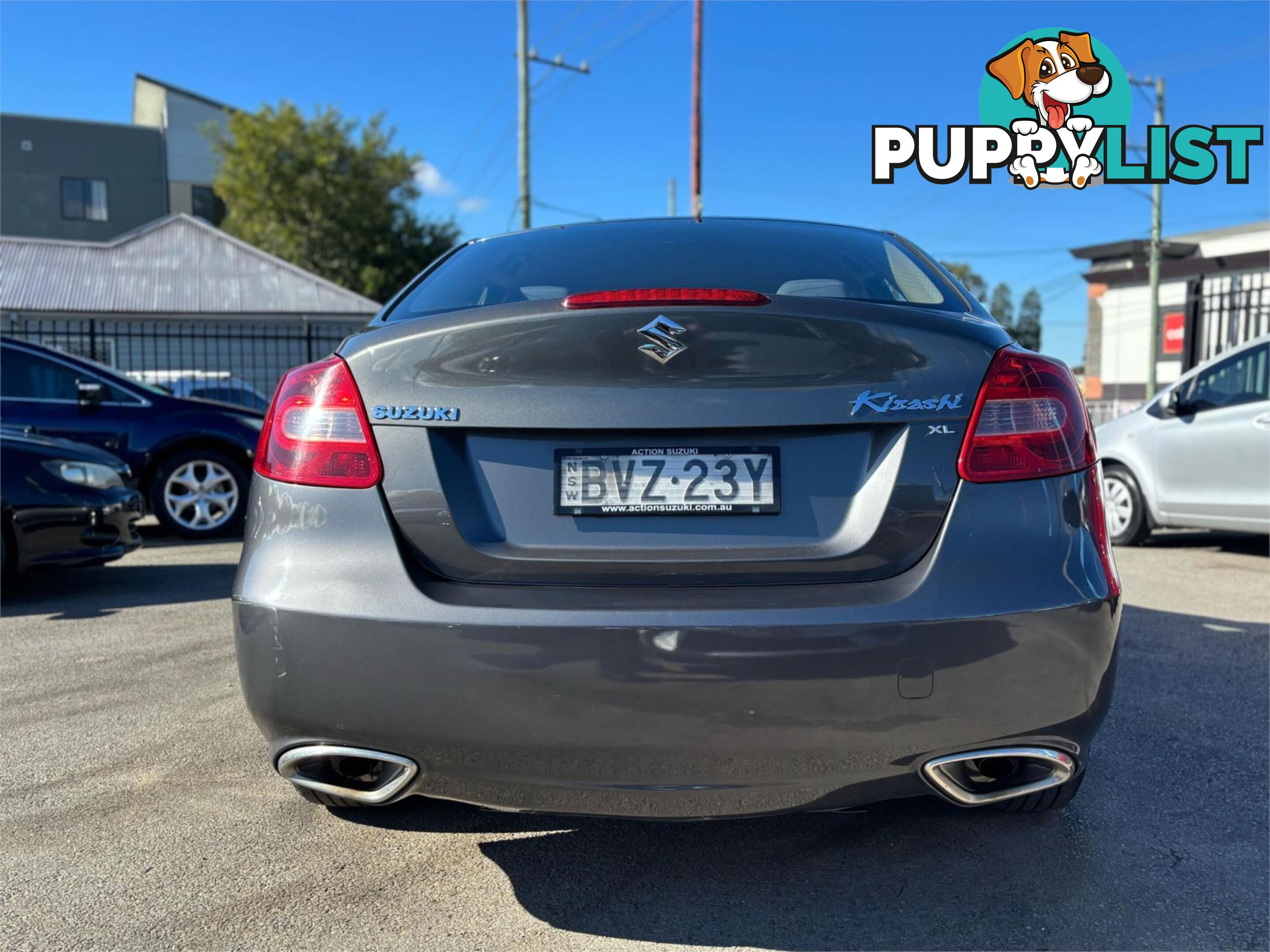 2010 SUZUKI KIZASHI XL FR 4D SEDAN