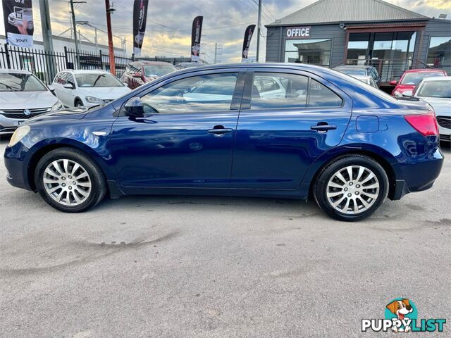 2010 SUZUKI KIZASHI XL FR 4D SEDAN