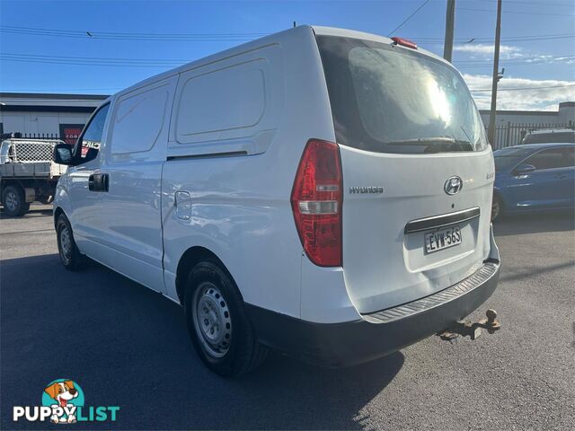 2009 HYUNDAI ILOAD CREW TQ 4D VAN