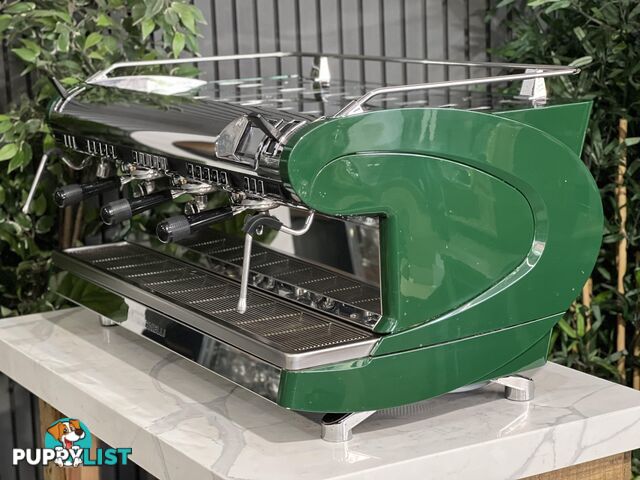 NUOVA SIMONELLI AURELIA WAVE VOLUMETRIC 3 GROUP GREEN ESPRESSO COFFEE MACHINE CAFE COMMERCIAL