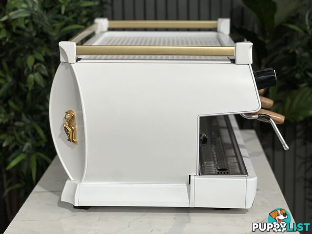 LA MARZOCCO GB5 3 GRP ESPRESSO COFFEE MACHINE WHITE & GOLD WOWA TIMBER & GOLD GROUP HANDLES