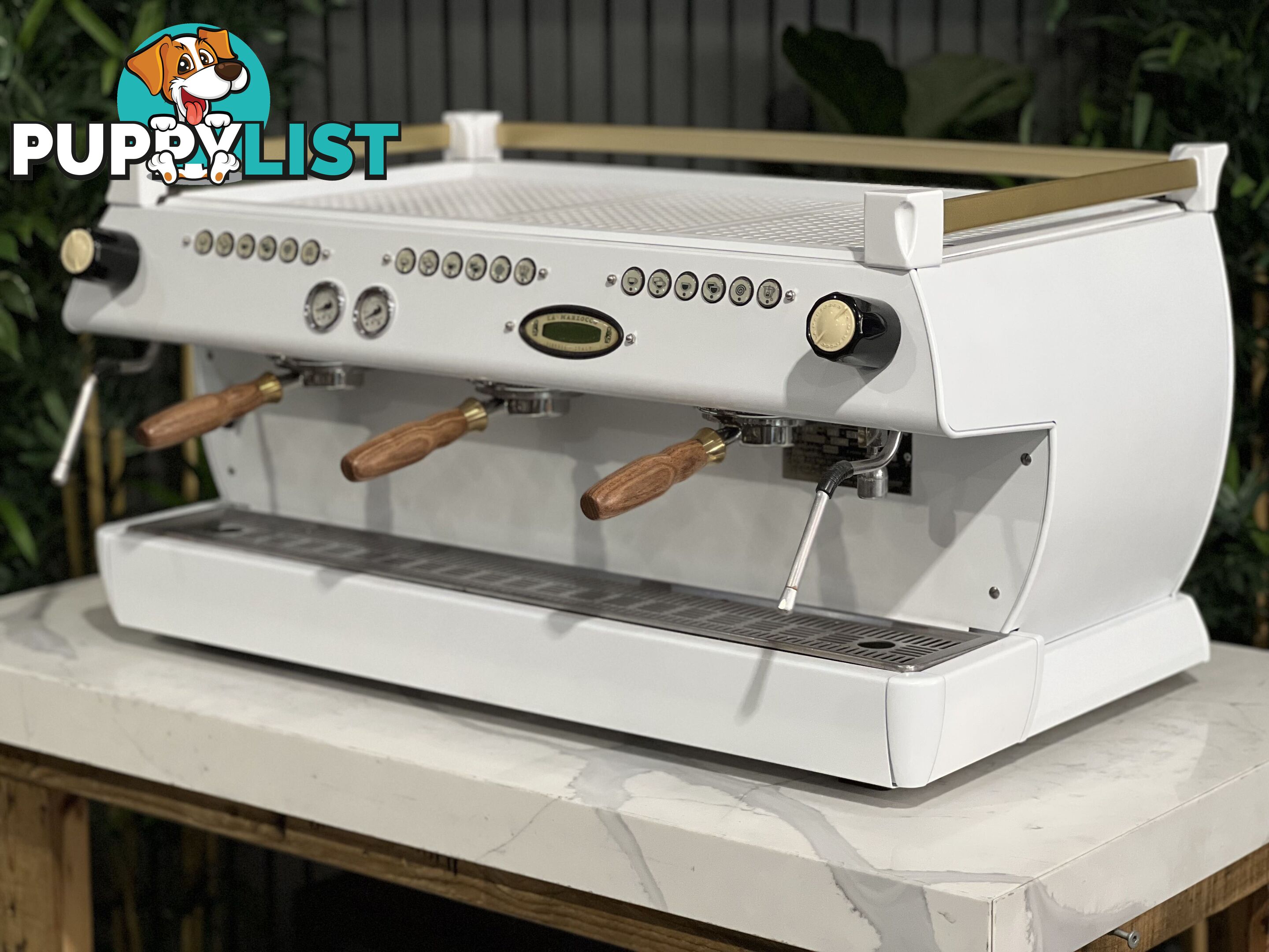 LA MARZOCCO GB5 3 GRP ESPRESSO COFFEE MACHINE WHITE & GOLD WOWA TIMBER & GOLD GROUP HANDLES