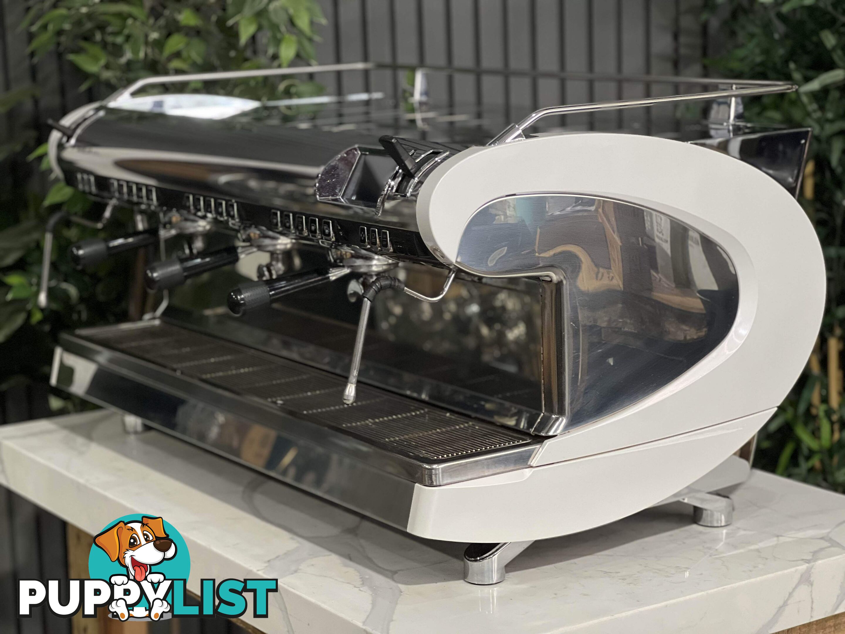 NUOVA SIMONELLI AURELIA WAVE VOLUMETRIC 3 GROUP WHITE & STAINLESS ESPRESSO COFFEE MACHINE CAFE