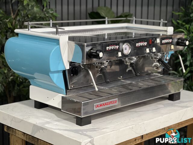 LA MARZOCCO FB70 3 GROUP ESPRESSO COFFEE MACHINE BLUE & WHITE CAFE COMMERCIAL BARISTA RESTAURANT