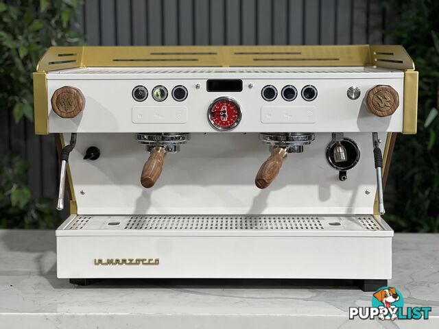 LA MARZOCCO LINEA PB 2 GROUP WHITE & GOLD ESPRESSO COFFEE MACHINE W/ TIMBER CAFE COMMERCIAL