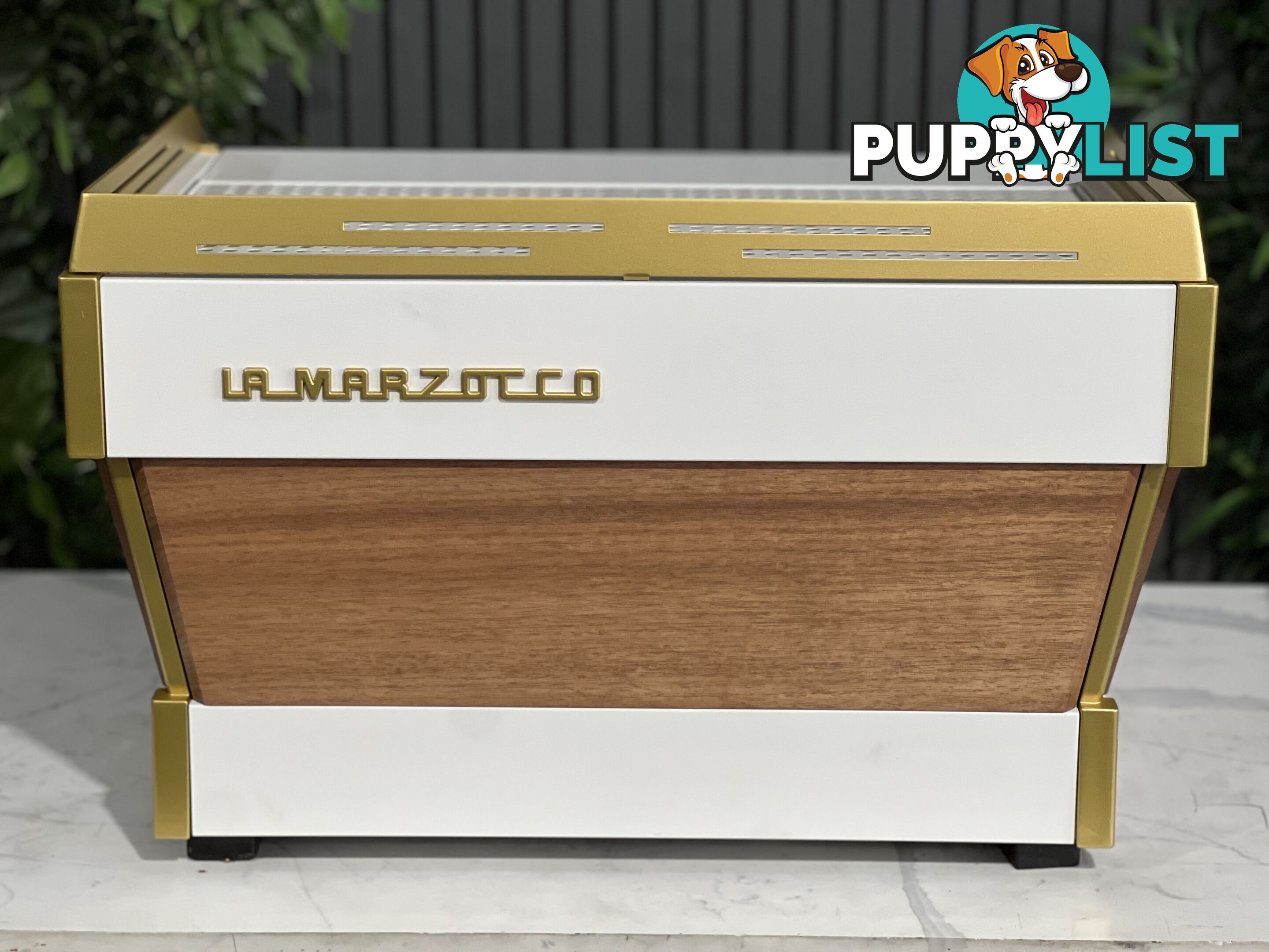 LA MARZOCCO LINEA PB 2 GROUP WHITE & GOLD ESPRESSO COFFEE MACHINE W/ TIMBER CAFE COMMERCIAL