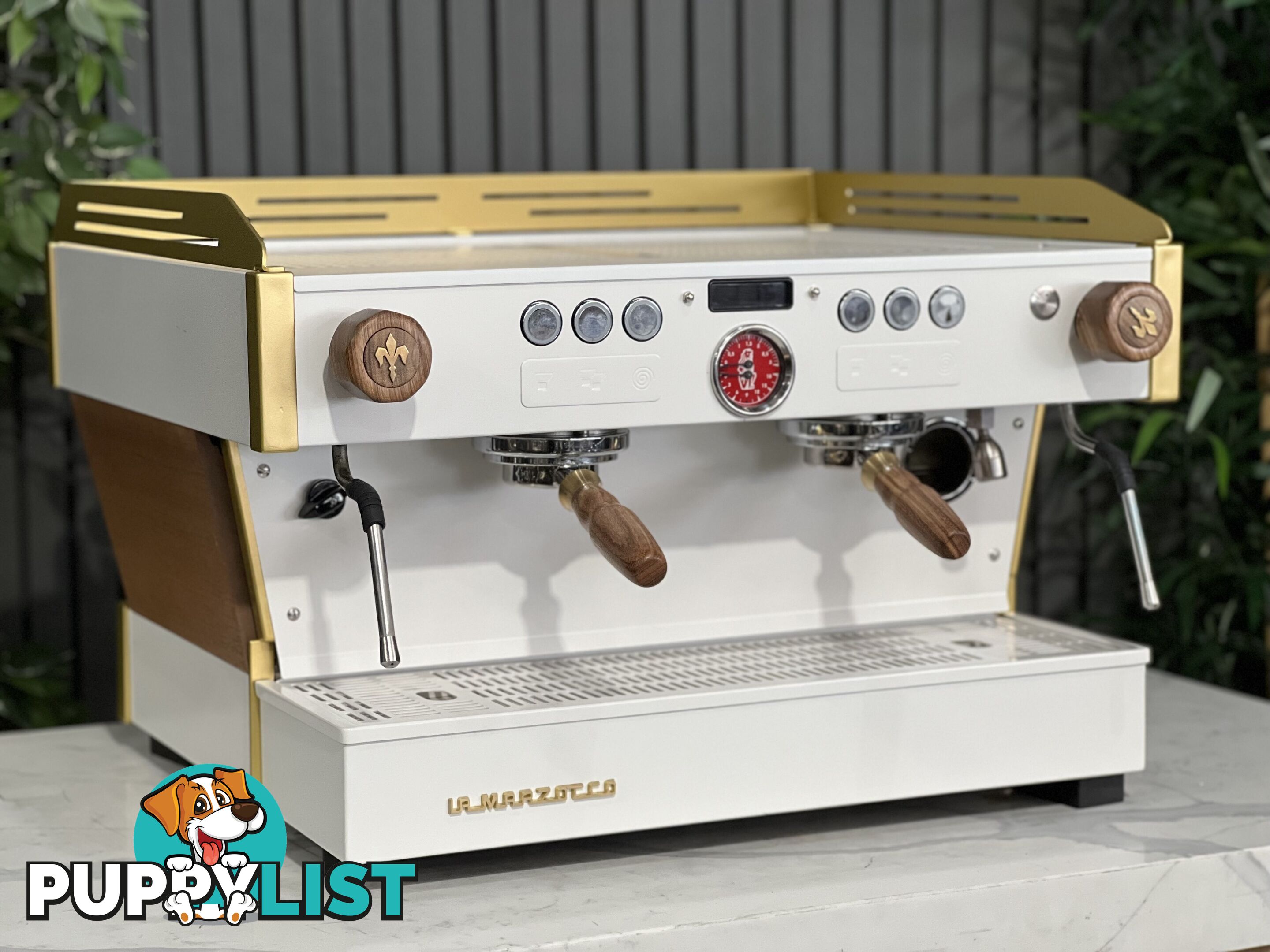 LA MARZOCCO LINEA PB 2 GROUP WHITE & GOLD ESPRESSO COFFEE MACHINE W/ TIMBER CAFE COMMERCIAL