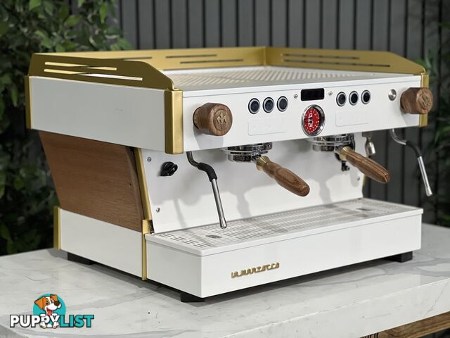 LA MARZOCCO LINEA PB 2 GROUP WHITE & GOLD ESPRESSO COFFEE MACHINE W/ TIMBER CAFE COMMERCIAL