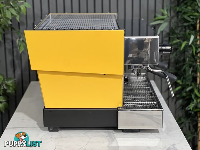 LA MARZOCCO LINEA CLASSIC S AV 2 GROUP ESPRESSO COFFEE MACHINE CANARY YELLOW - NEW CAFE COMMERCIAL