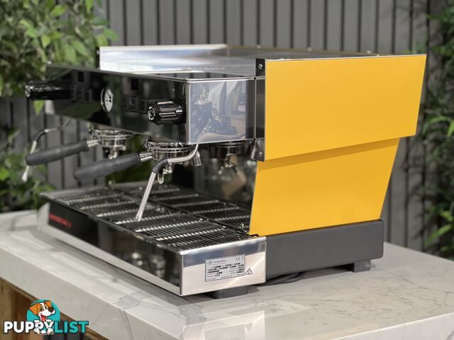 LA MARZOCCO LINEA CLASSIC S AV 2 GROUP ESPRESSO COFFEE MACHINE CANARY YELLOW - NEW CAFE COMMERCIAL