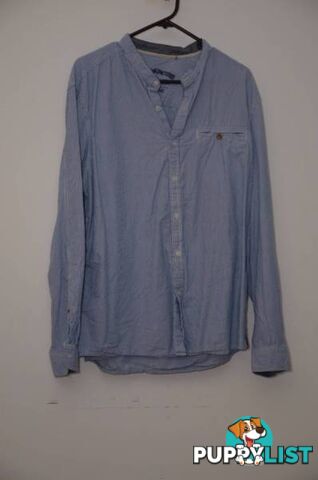 EDC BRAND XL pale blue striped shirt