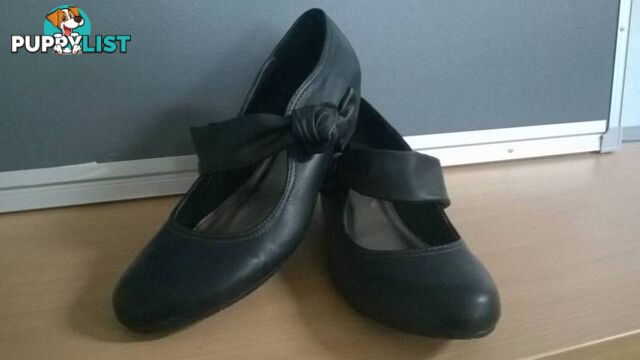 Wilde Ladies Shoes (Black)