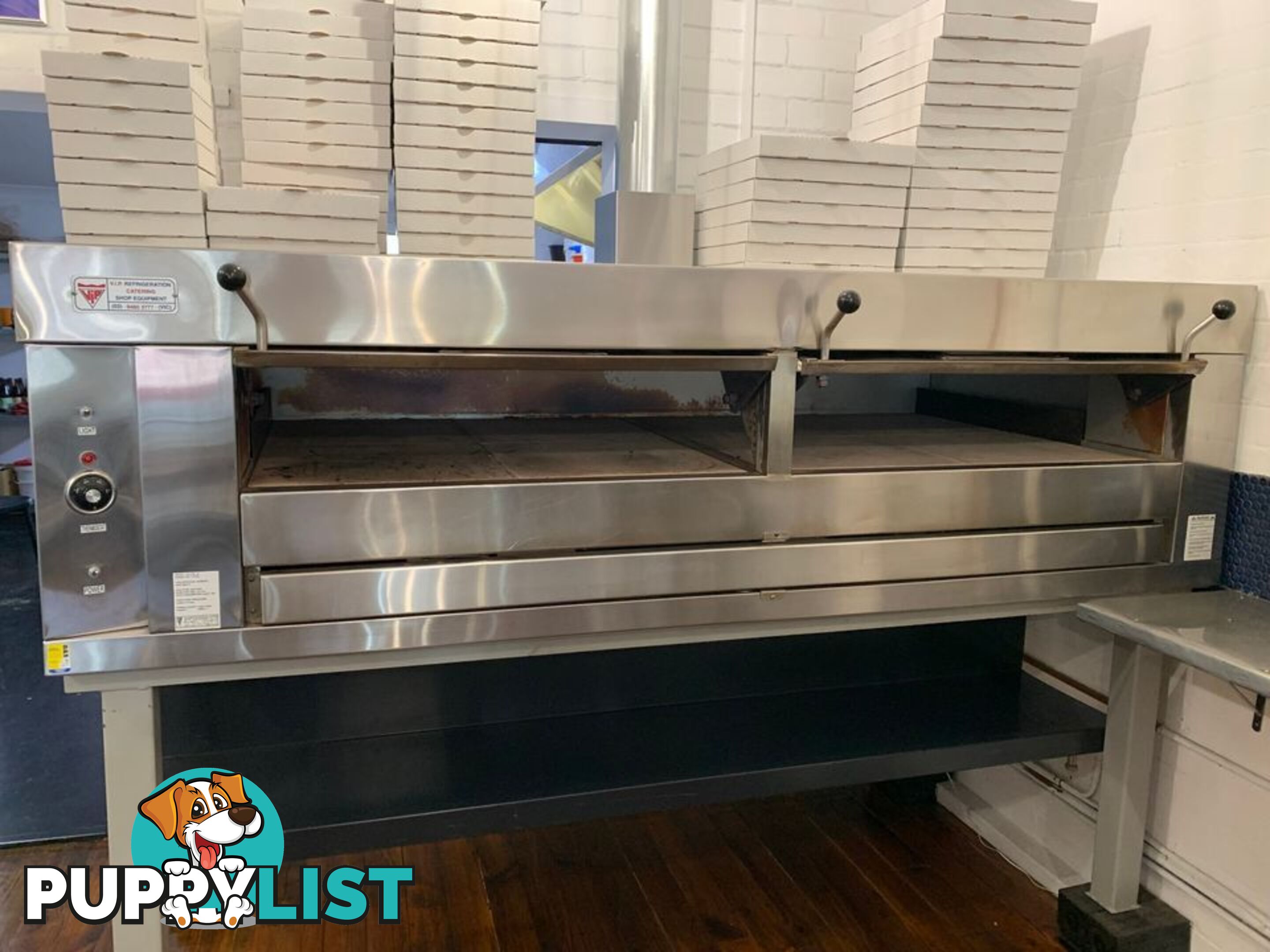 Stone deck pizza oven, gas pizza oven, commerical pizza oven. V.I.P