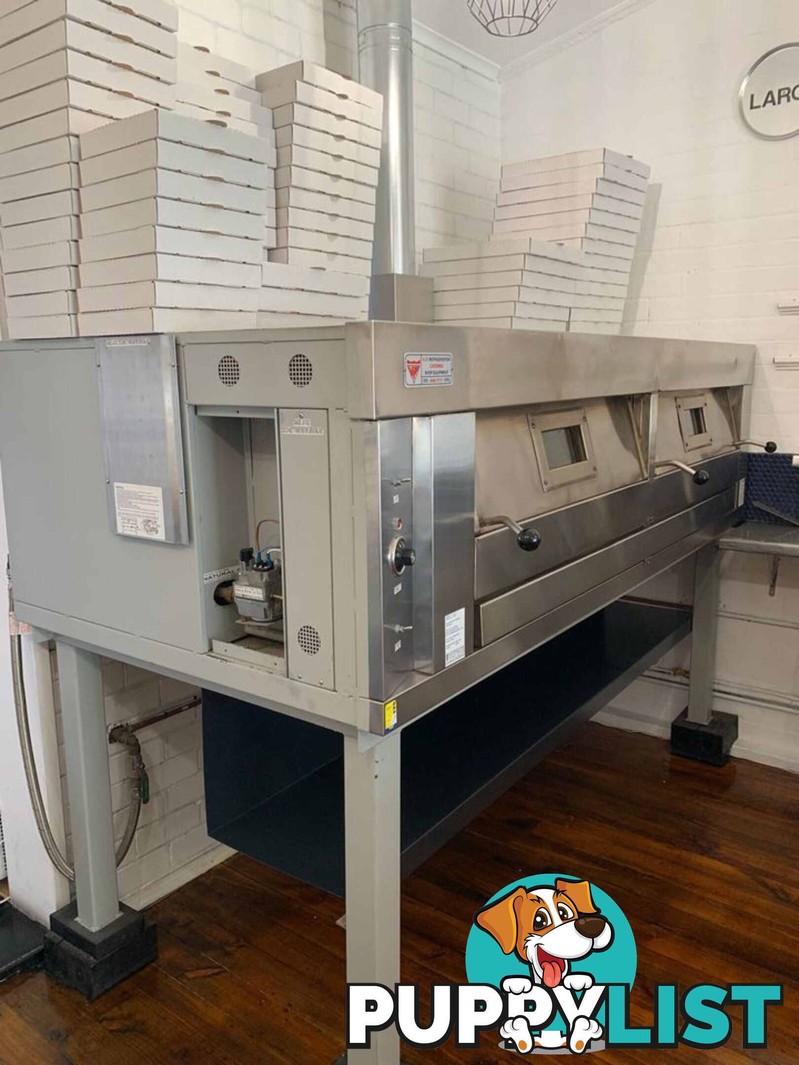 Stone deck pizza oven, gas pizza oven, commerical pizza oven. V.I.P