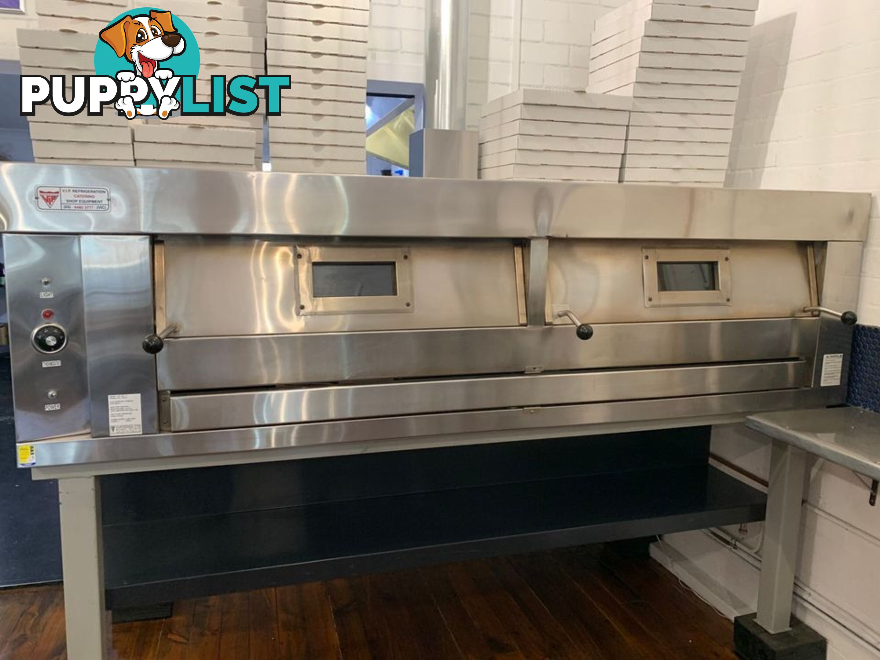 Stone deck pizza oven, gas pizza oven, commerical pizza oven. V.I.P