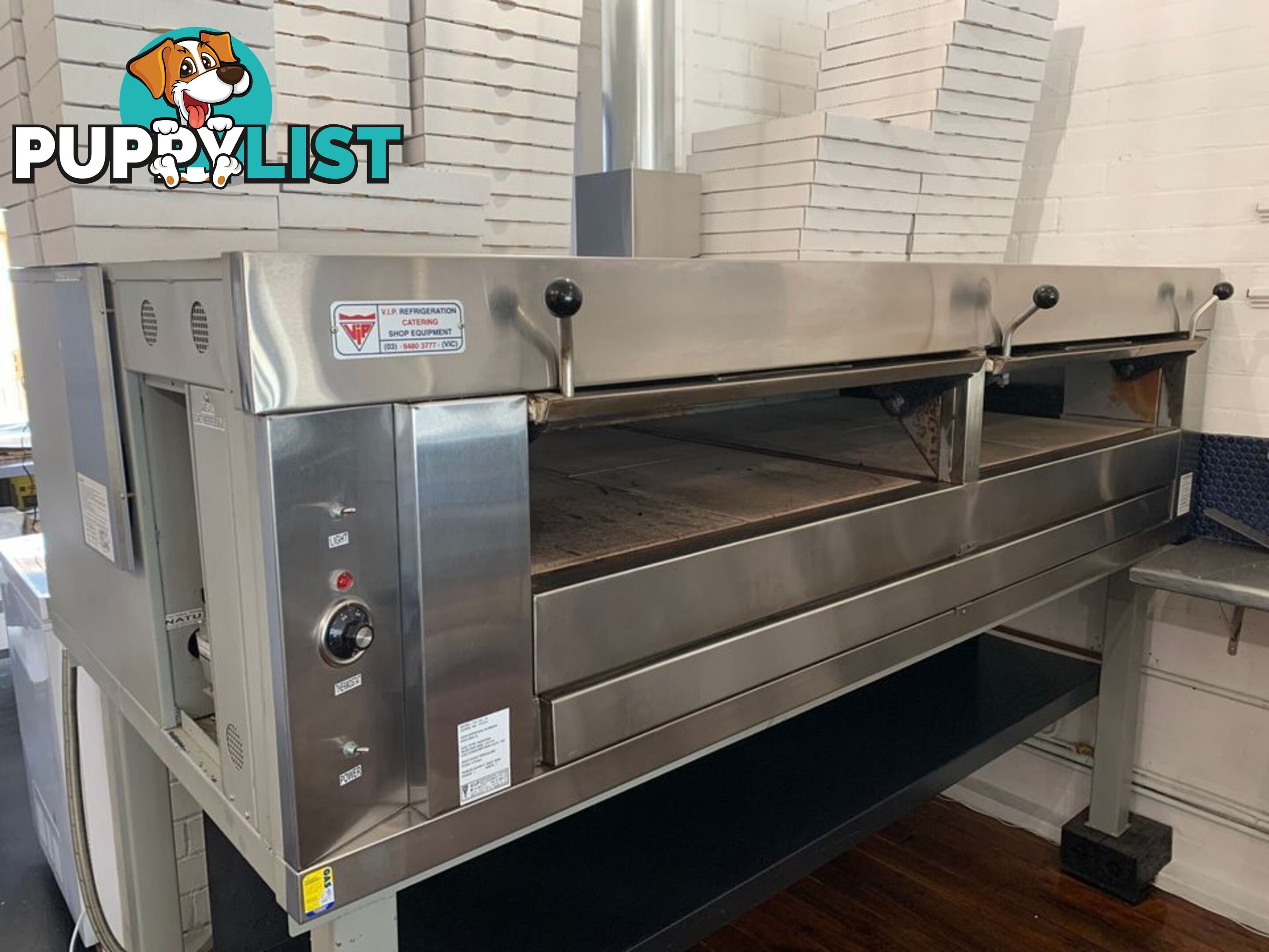 Stone deck pizza oven, gas pizza oven, commerical pizza oven. V.I.P