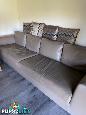 Large Leather Lounge