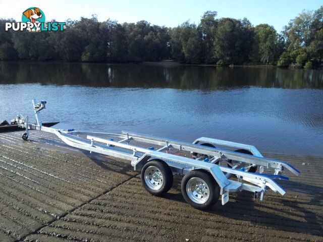 GAL BOAT TRAILER SUITS UP TO A 6.6 mt FIBERGLASS HULL TANDEM AXLE TARE 500 kg ATM 1999 kg BRAKED