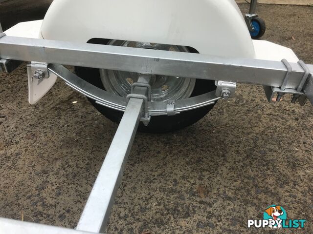 GAL BOAT TRAILER SUITS UP TO 4.0 mt ALUMINIUM HULL TARE 110 kg ATM 500 kg 