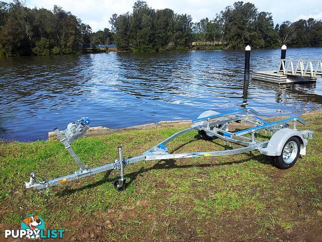 GAL BOAT TRAILER TO SUIT UP TO 4.35 mt ALUMINIUM HULL TARE 180 kg ATM 749 kg