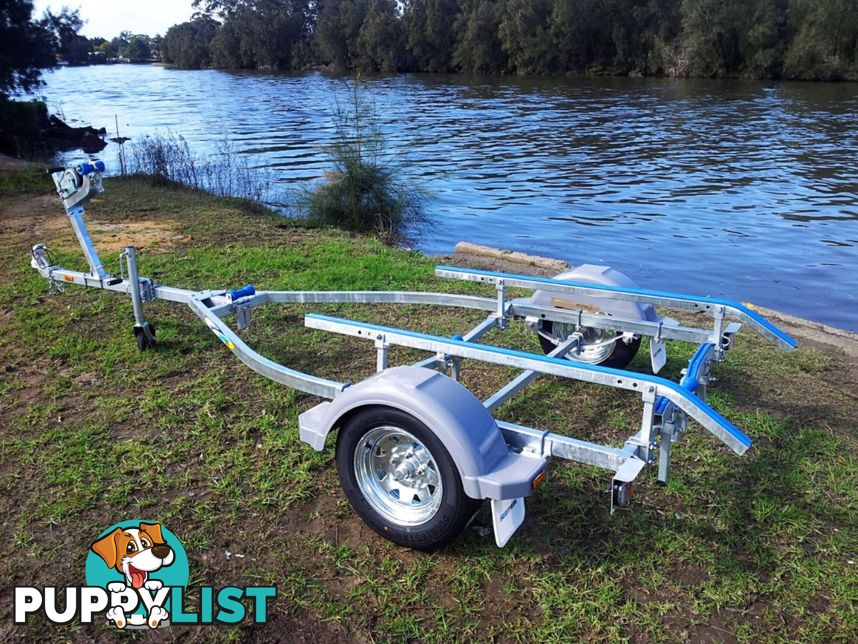 GAL BOAT TRAILER TO SUIT UP TO 4.35 mt ALUMINIUM HULL TARE 180 kg ATM 749 kg