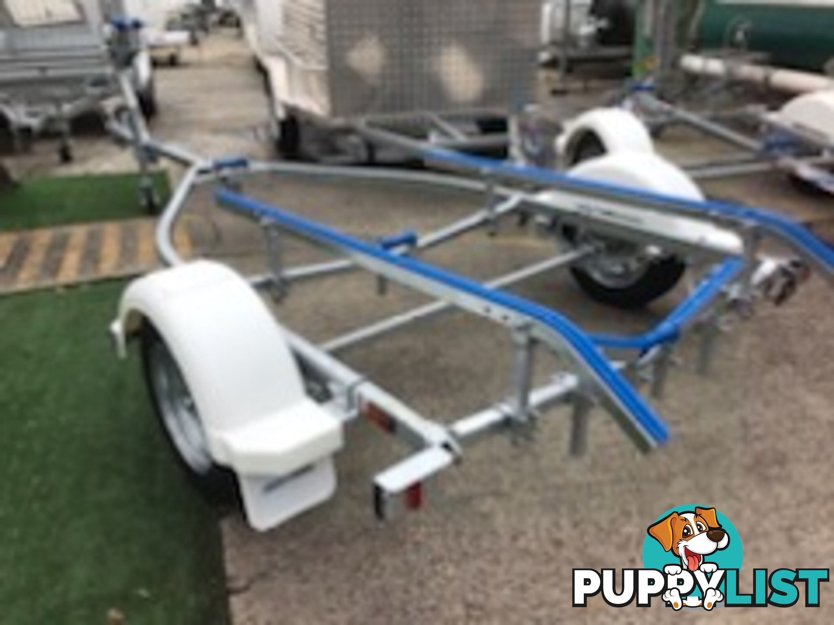 GAL BOAT TRAILER TO SUIT UP TO 4.35 mt ALUMINIUM HULL TARE 180 kg ATM 749 kg