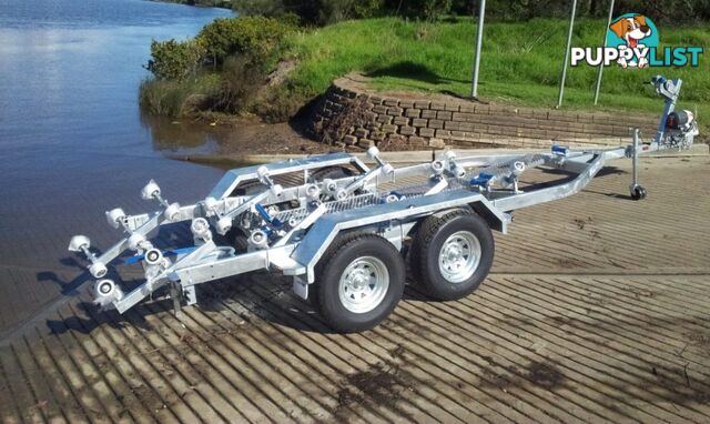 GAL BOAT TRAILER SUITS UP TO A 6.7 mt FIBERGLASS HULL TANDEM AXLE TARE 710 kg ATM 3500 kg HYD BRAKED