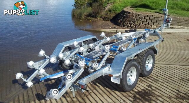 GAL BOAT TRAILER SUITS UP TO A 6.7 mt FIBERGLASS HULL TANDEM AXLE TARE 710 kg ATM 3500 kg HYD BRAKED