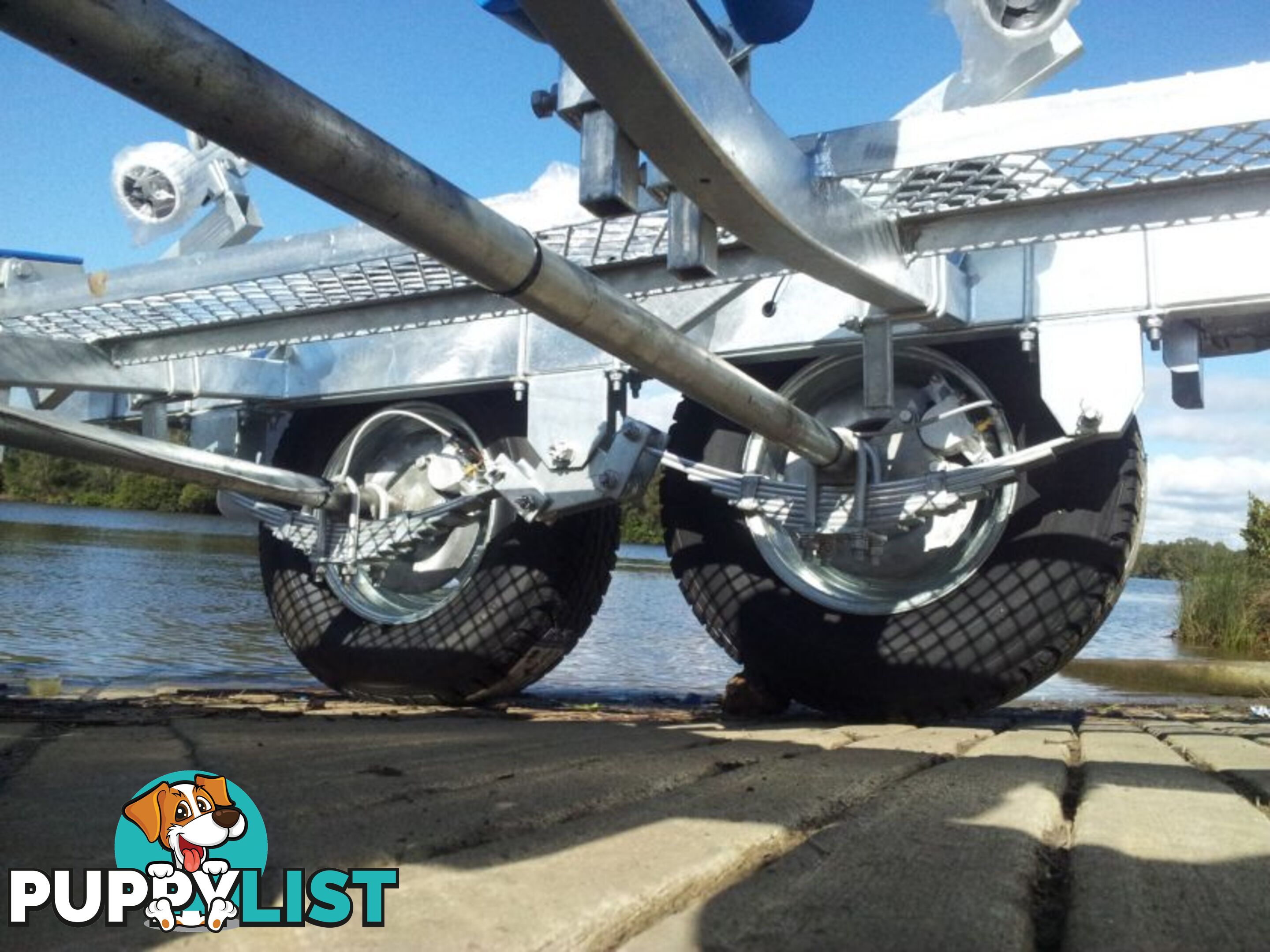 GAL BOAT TRAILER SUITS UP TO A 6.7 mt FIBERGLASS HULL TANDEM AXLE TARE 710 kg ATM 3500 kg HYD BRAKED