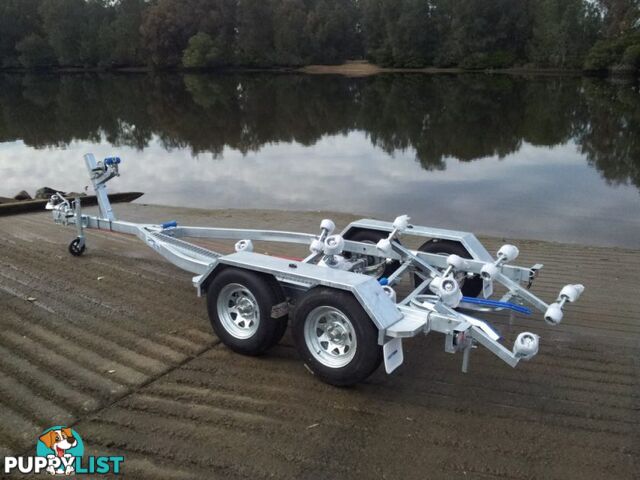 GAL BOAT TRAILER TO SUIT UP TO 5.8 mt FIBERGLASS HULL TANDEM AXLE TARE 430 kg ATM 1999 kg BRAKED