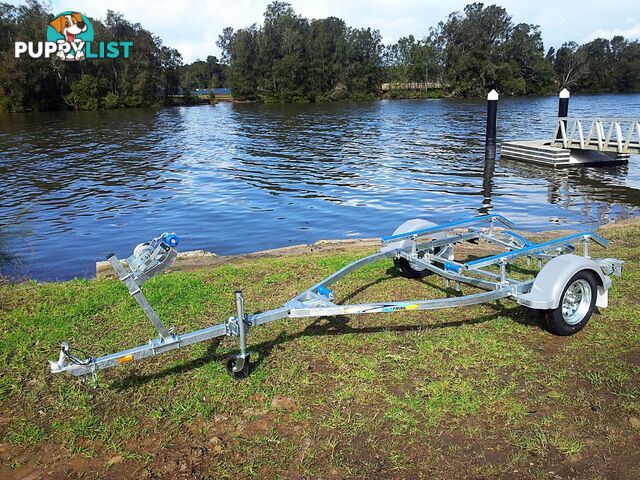 GAL BOAT TRAILER TO SUIT UP TO 5.0 mt ALUMINIUM HULL TARE 220 kg ATM 749 kg